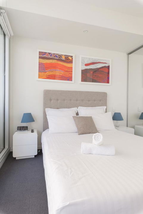 Ther-Rich Elegant 1BR Apartment In Walkerville - Accommodation Cooktown 5