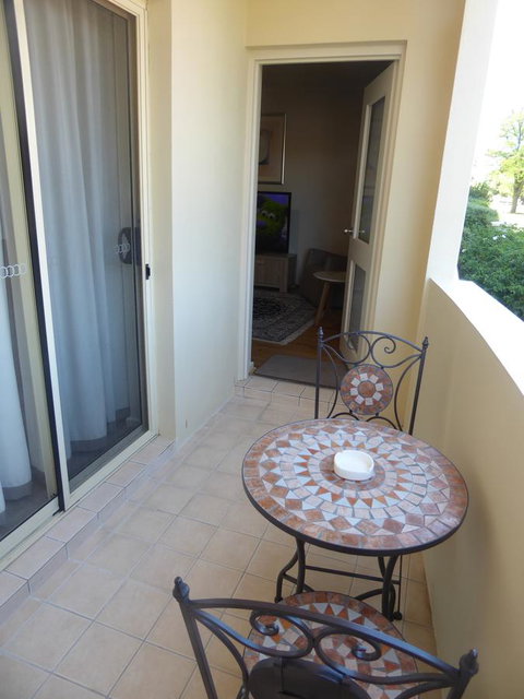 ADELAIDE CENTRAL APARTMENT - 3BR, 2BATH & CARPARK - Accommodation Cooktown 20