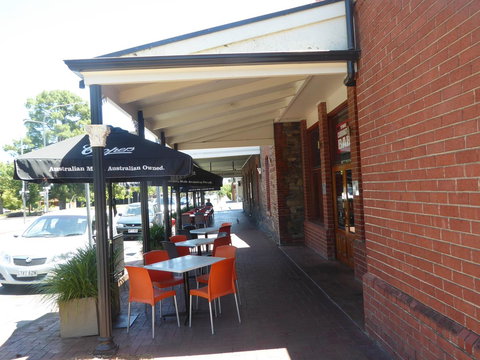 ADELAIDE CENTRAL APARTMENT - 3BR, 2BATH & CARPARK - Accommodation Cooktown 29