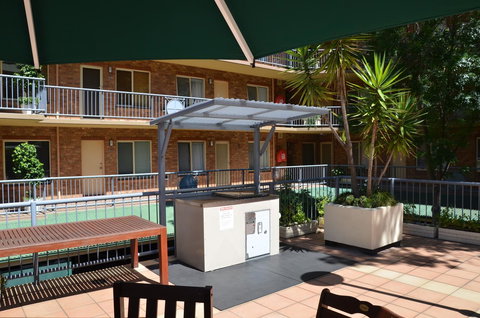 ADELAIDE CENTRAL APARTMENT - 3BR, 2BATH & CARPARK - Accommodation Cooktown 22