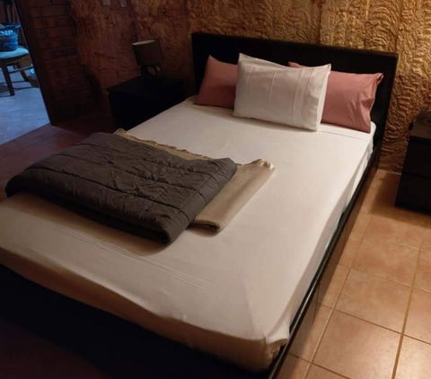 Desert Gum Retreat Gough St - Accommodation Cooktown 6