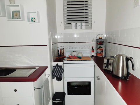 Court House - Studio - Accommodation Cooktown 8