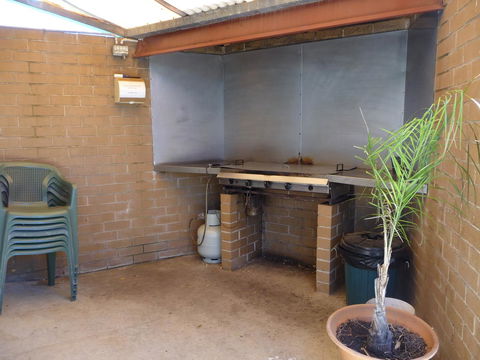 The Wine Vine Hotel - Accommodation Cooktown 29