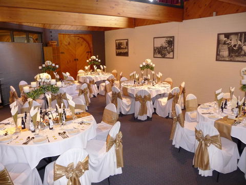 The Wine Vine Hotel - Accommodation Cooktown 22