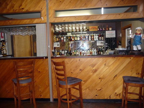 The Wine Vine Hotel - Accommodation Cooktown 27