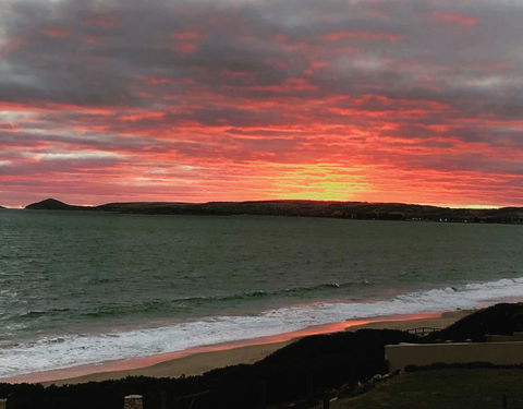 Southern Sands\' Beachfront Apartment - Accommodation Cooktown 20