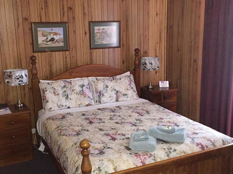 Clare Valley Cabins - Accommodation Cooktown 28