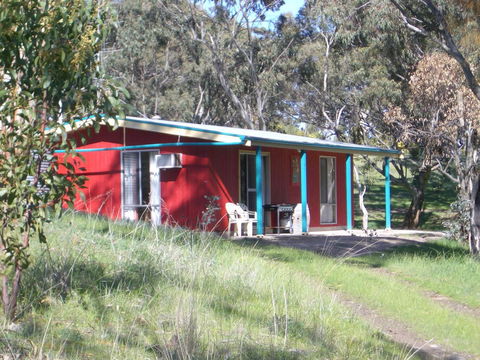 Clare Valley Cabins - Accommodation Cooktown 7