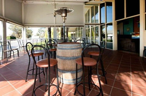 Barmera Lake Resort Motel - Accommodation Cooktown 10