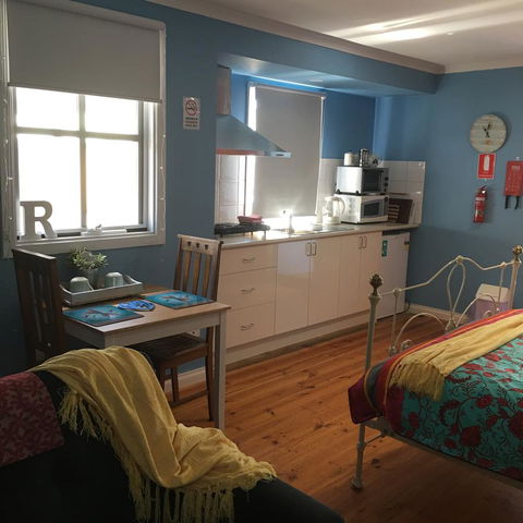 KI Dragonfly Guesthouse - Accommodation Cooktown 11