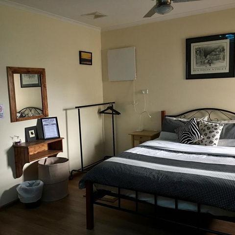 KI Dragonfly Guesthouse - Accommodation Cooktown 29