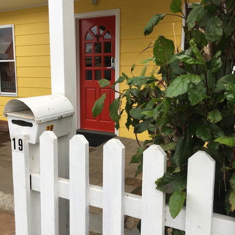 KI Dragonfly Guesthouse - Accommodation Cooktown 0