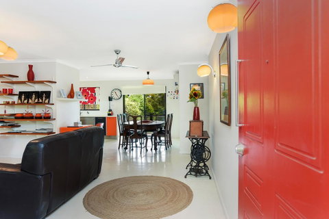 Red Door - Accommodation Cooktown 0