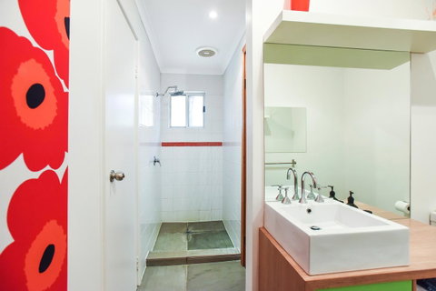 Red Door - Accommodation Cooktown 11