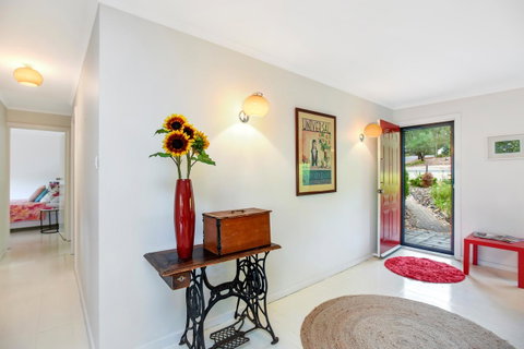 Red Door - Accommodation Cooktown 4