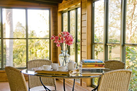 SummerHills Retreat Byron Bay - Accommodation Cooktown 7