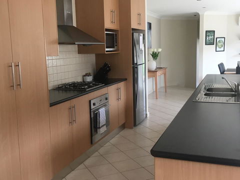 Apartment 229 Mount Gambier - Accommodation Cooktown 2