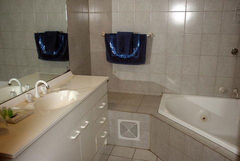 Navigators Motel & Diner - Accommodation Cooktown 9