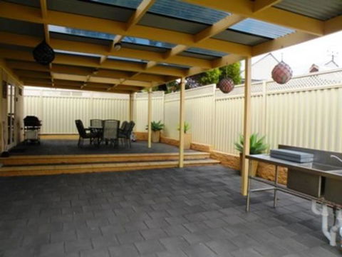 Armadale House - Kingscote - Accommodation Cooktown 6