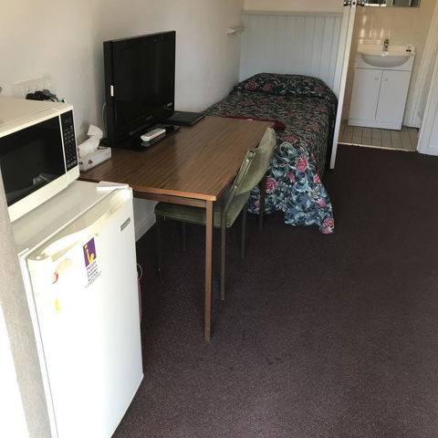 Travelway Motel - Accommodation Cooktown 4