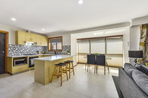 City Four Apartment - Accommodation Cooktown 0
