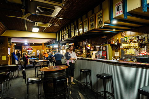 The Anglers Inn - Accommodation Cooktown 2