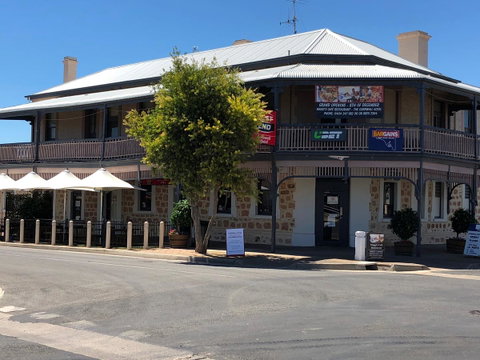 Cornwall Hotel - Accommodation Cooktown 13