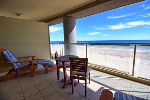 Pier 216 - Accommodation Cooktown 11