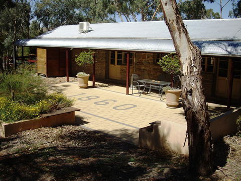 1860 Wine Country Cottages - Accommodation Cooktown 5