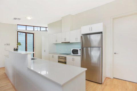 Villa 53 South Shores - Normanville S14 - Accommodation Cooktown 3