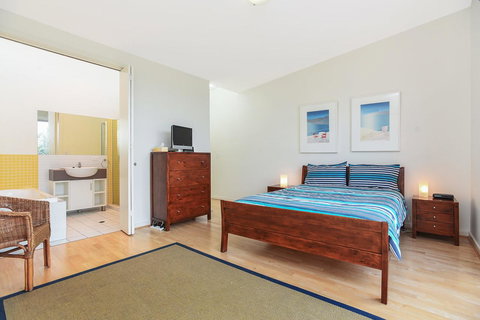 Villa 53 South Shores - Normanville S14 - Accommodation Cooktown 2