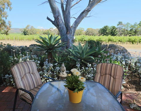 Linger Longer Vineyard - Accommodation Cooktown 0