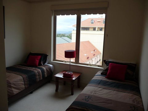 City Escape 3 Bedroom East End Of Adelaide - Accommodation Cooktown 6