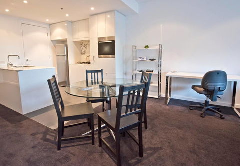 Luxury City Apt With Pool, Gym, Spa, Netflix - Accommodation Cooktown 0