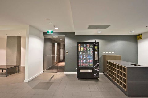 Luxury City Apt With Pool, Gym, Spa, Netflix - Accommodation Cooktown 5