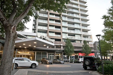 Luxury City Apt With Pool, Gym, Spa, Netflix - Accommodation Cooktown 16