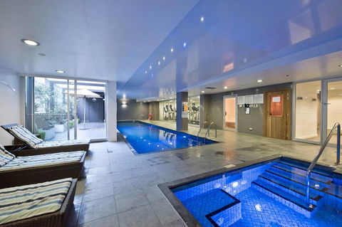Luxury City Apt With Pool, Gym, Spa, Netflix - Accommodation Cooktown 22