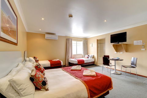 Victoria Hotel Strathalbyn - Accommodation Cooktown 16