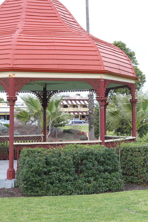 Victoria Hotel Strathalbyn - Accommodation Cooktown 8