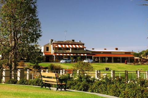 Victoria Hotel Strathalbyn - Accommodation Cooktown 11