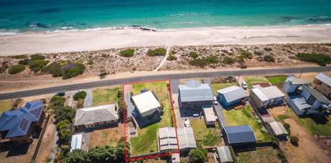 Sandy Feet 31 Gold Coast Drive - Accommodation Cooktown 11