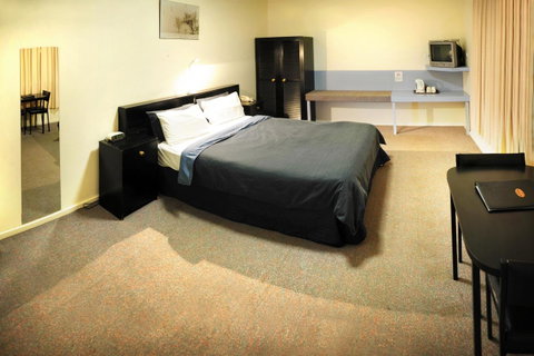 Highway One Motel - Accommodation Cooktown 2