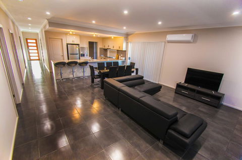 Serene Shores - Accommodation Cooktown 2