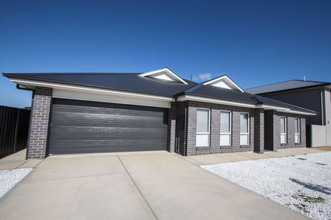 Serene Shores - Accommodation Cooktown 0