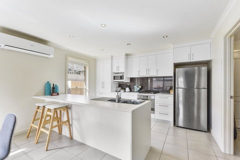City Fringe Apartment B, Mount Gambier - Accommodation Cooktown 5