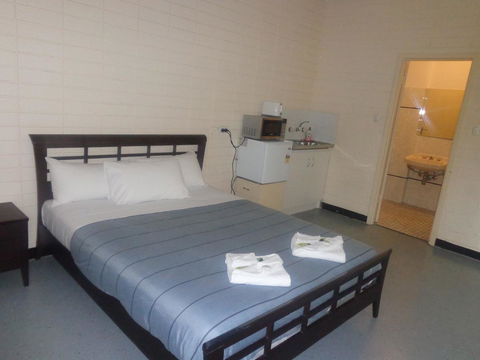 Adelaide Backpackers And Travellers Inn - Accommodation Cooktown 23