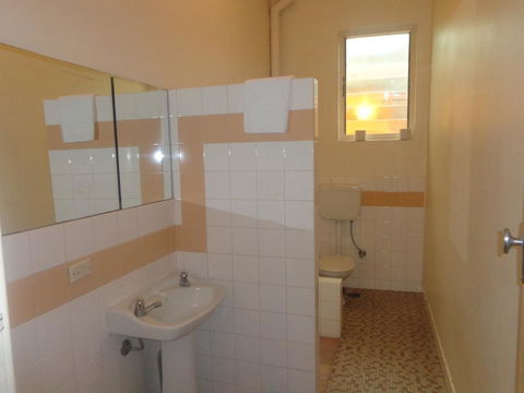 Adelaide Backpackers And Travellers Inn - Accommodation Cooktown 44