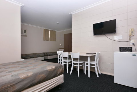 Motel Poinsettia - Accommodation Cooktown 24