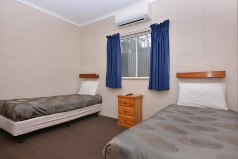 Motel Poinsettia - Accommodation Cooktown 16