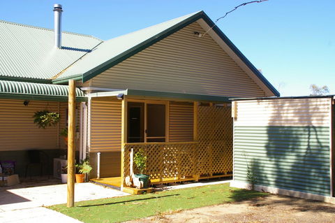 The Hakeas - Accommodation Cooktown 0